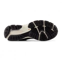 New Balance M2002RHP Castlerock ; Gold Metalic-40 1/2 Gray -herresko-sneakers Salg unnamed file 1979