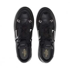 Valentino Sneakers Black -herresko-sneakers Salg unnamed file 2168