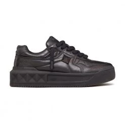 Valentino Garavani Sneakers Black 10 Valentino Garavani Sneakers Black -herresko-sneakers Salg unnamed file 2355